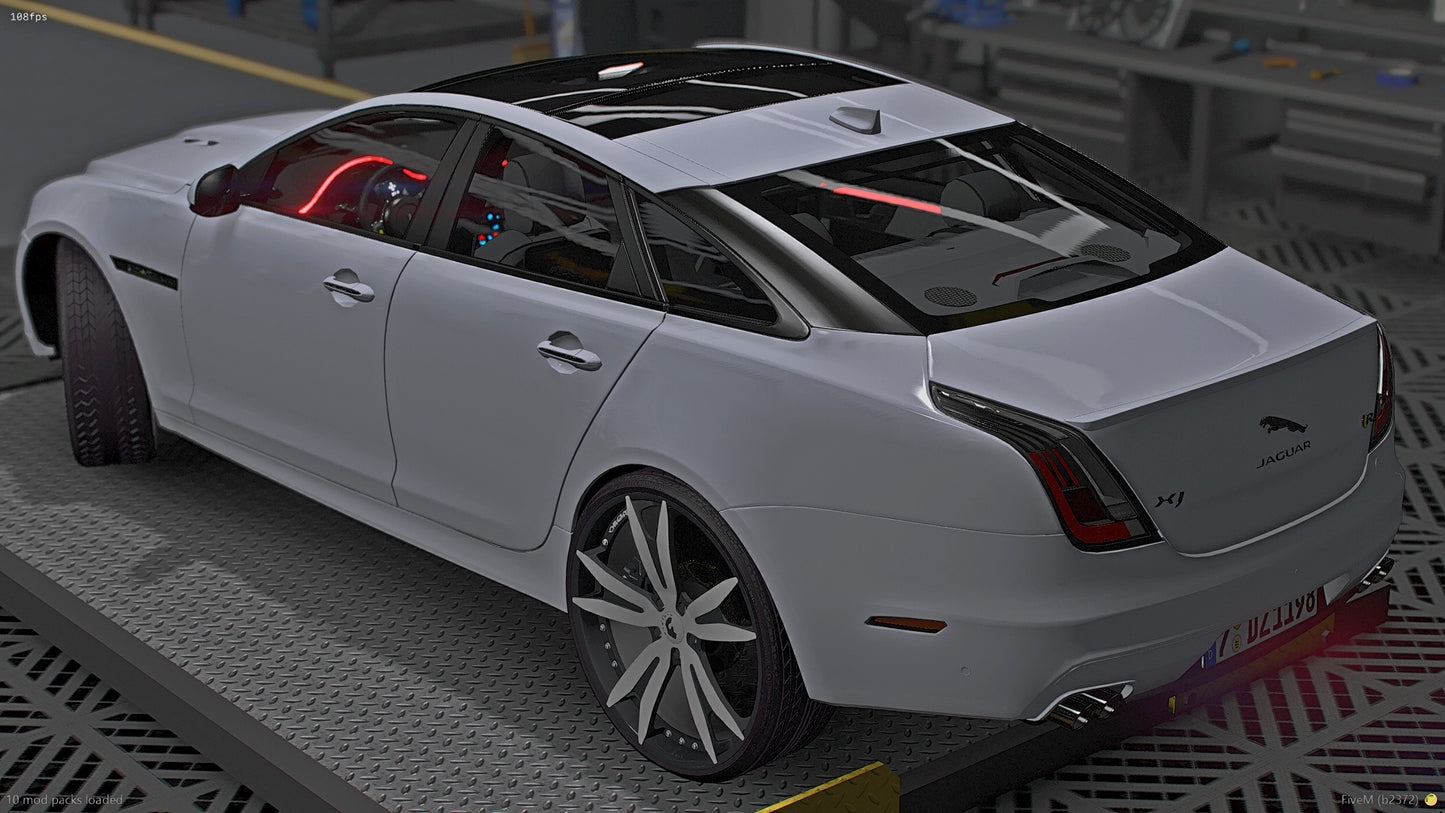 2015 Jaguar XJR on 26s Forgiatos